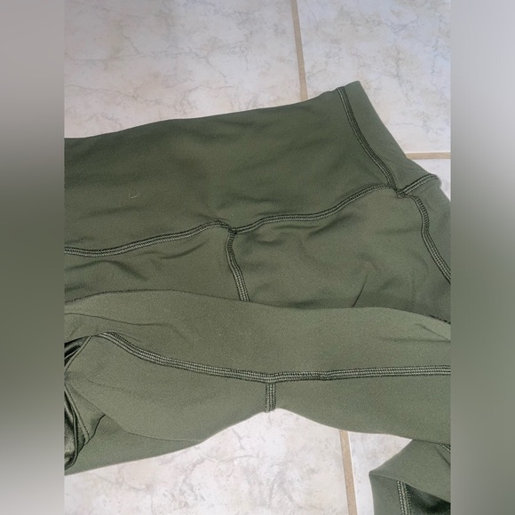 ALO Yoga Olive Leggings - Picture 7 of 10